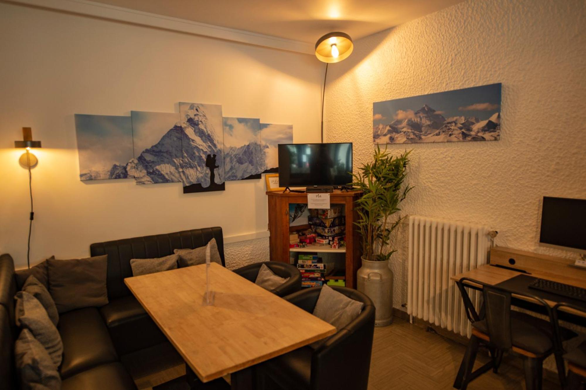 Hotel La Chaumiere A 100M Du Telecabine แซ็งต์-แฌร์เวส์-เลส์-แบ็งส์ ภายนอก รูปภาพ